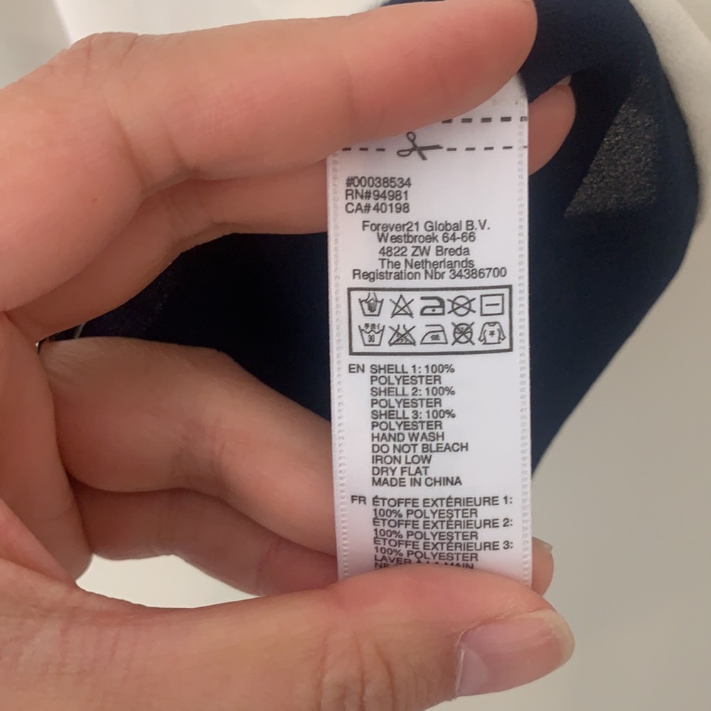 Color Block Floaty Tank - Picture 4 of 4